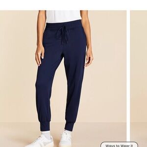 Lou & Grey Luv stretch Navy Blue Jogger Pants size Medium